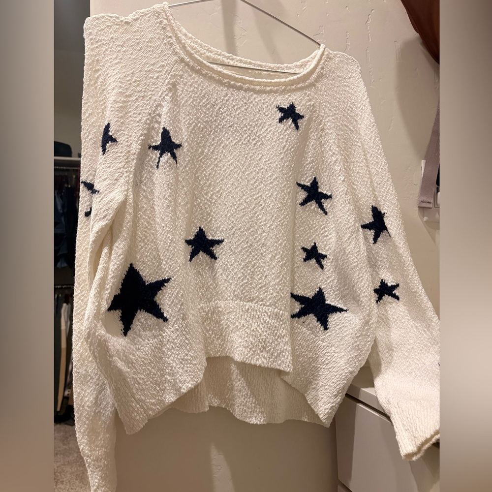 LOFT White Textured Crewneck Sweater with Navy Star Motif